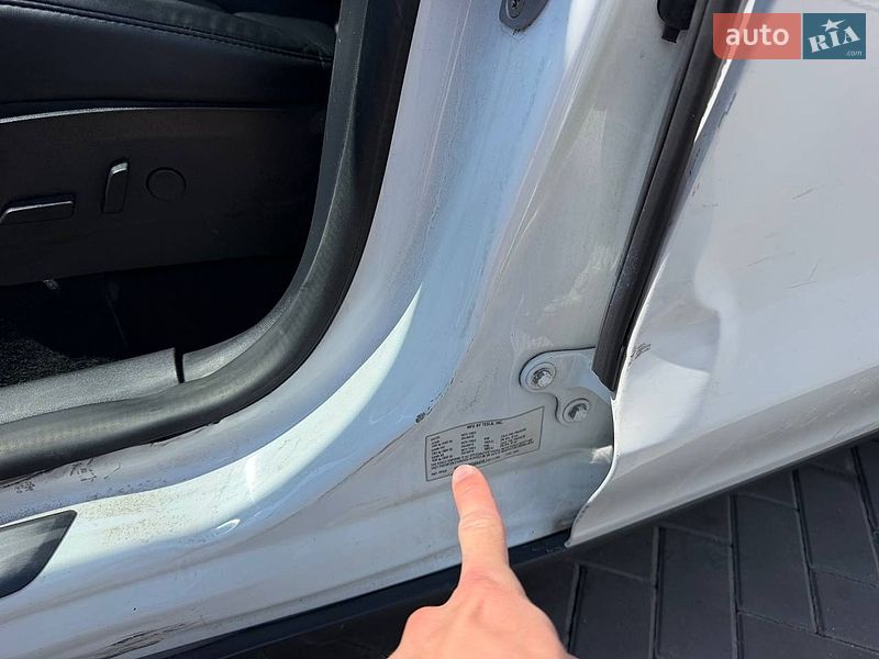 Позашляховик / Кросовер Tesla Model Y 2020 в Луцьку
