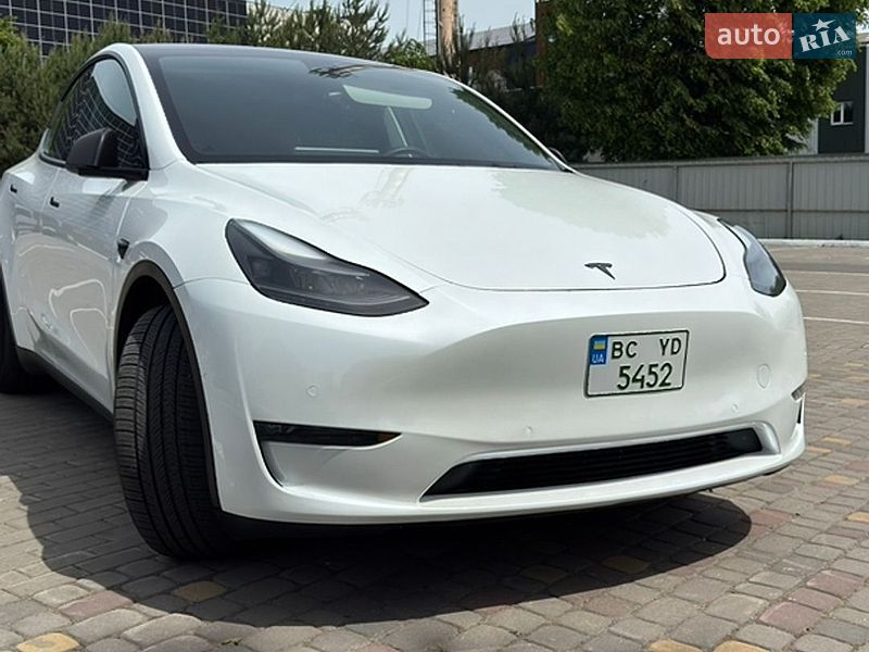 Внедорожник / Кроссовер Tesla Model Y 2022 в Луцке