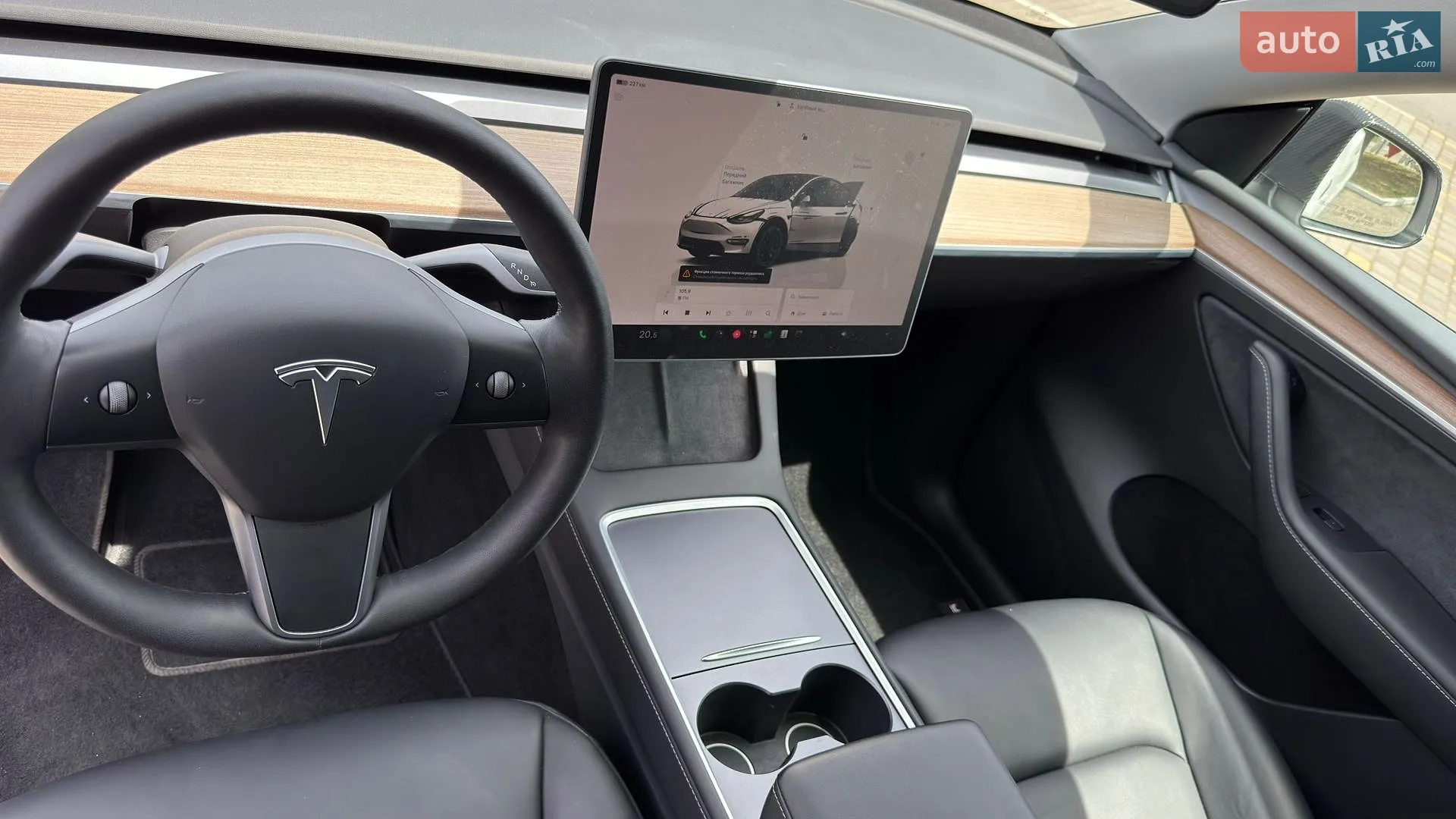 2022 Tesla Model Y - мініатюра 24
