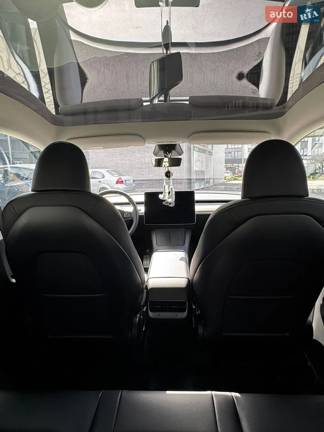 2023 Tesla Model Y - мініатюра 39