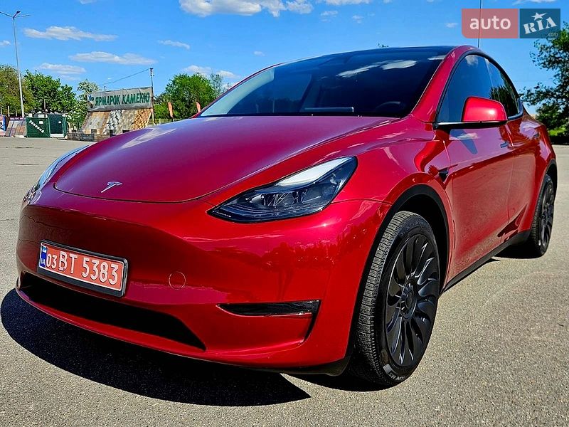 Позашляховик / Кросовер Tesla Model Y 2024 в Дніпрі