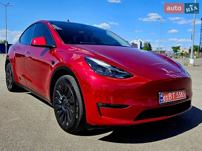 Позашляховик / Кросовер Tesla Model Y 2024 в Дніпрі