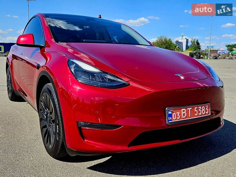 Позашляховик / Кросовер Tesla Model Y 2024 в Дніпрі