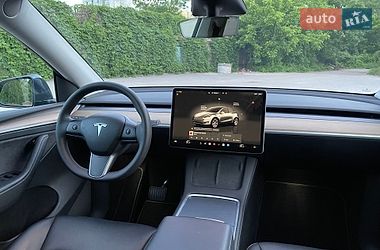 Внедорожник / Кроссовер Tesla Model Y 2023 в Днепре