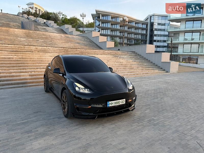Внедорожник / Кроссовер Tesla Model Y 2023 в Великодолинском