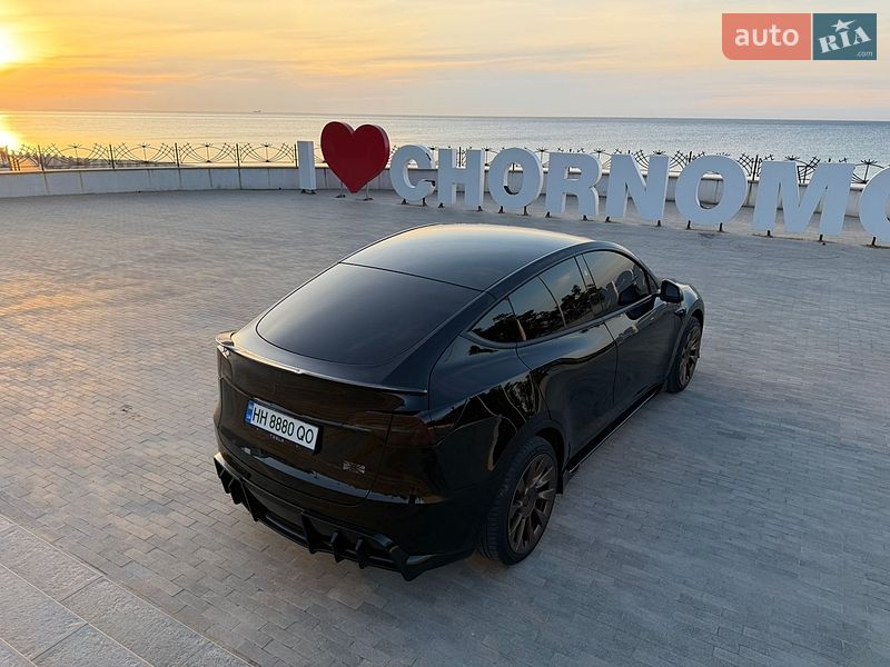 Внедорожник / Кроссовер Tesla Model Y 2023 в Великодолинском