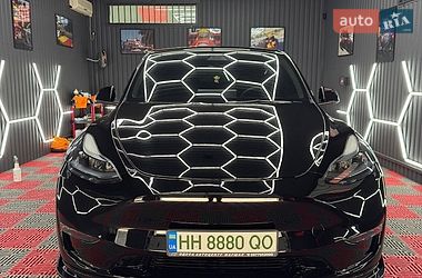 Внедорожник / Кроссовер Tesla Model Y 2023 в Великодолинском