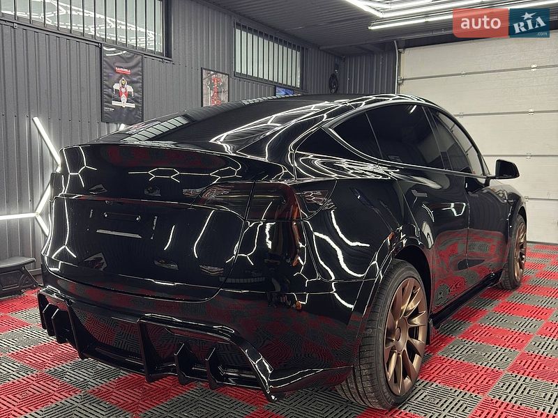 Внедорожник / Кроссовер Tesla Model Y 2023 в Великодолинском