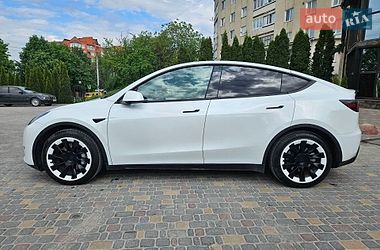 Позашляховик / Кросовер Tesla Model Y 2022 в Тернополі