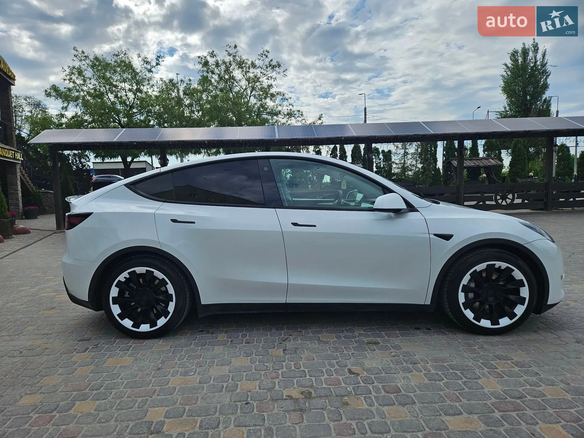 2022 Tesla Model Y - мініатюра 6