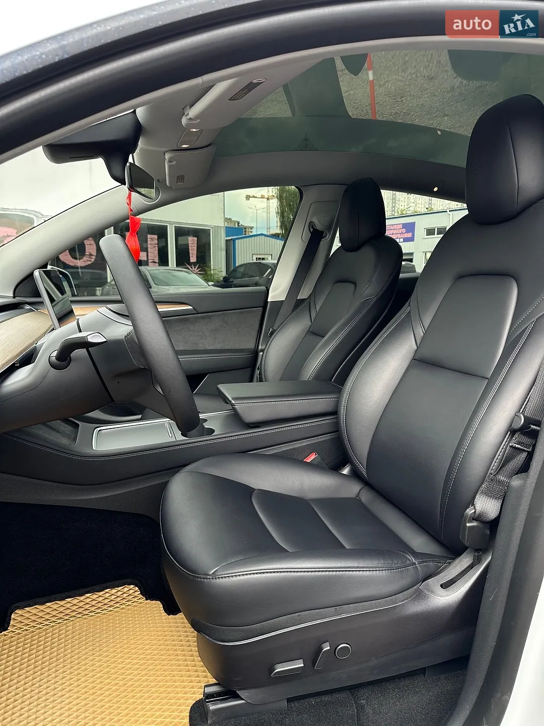 2022 Tesla Model Y - мініатюра 6