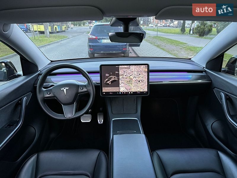 Позашляховик / Кросовер Tesla Model Y 2021 в Кам'янському