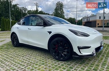 Позашляховик / Кросовер Tesla Model Y 2022 в Харкові фото 8 Позашляховик / Кросовер Tesla Model Y 2022 в Харкові