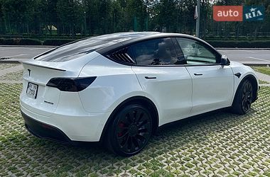 Позашляховик / Кросовер Tesla Model Y 2022 в Харкові