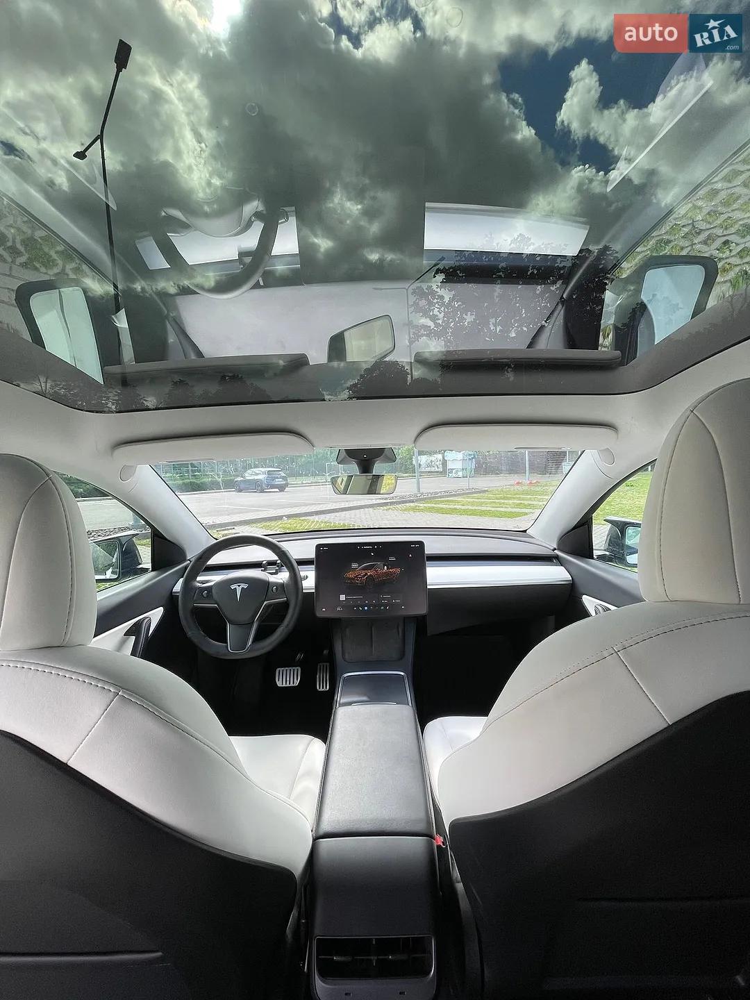 2022 Tesla Model Y - мініатюра 17