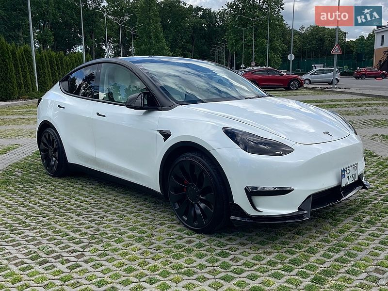 Позашляховик / Кросовер Tesla Model Y 2022 в Харкові фото 4 Позашляховик / Кросовер Tesla Model Y 2022 в Харкові