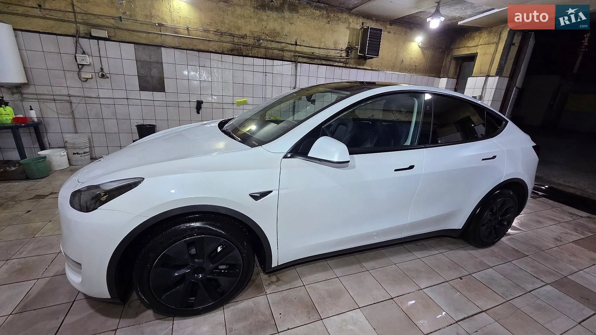 2024 Tesla Model Y - мініатюра 10