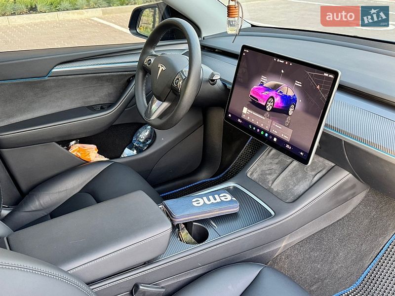 Позашляховик / Кросовер Tesla Model Y 2023 в Києві