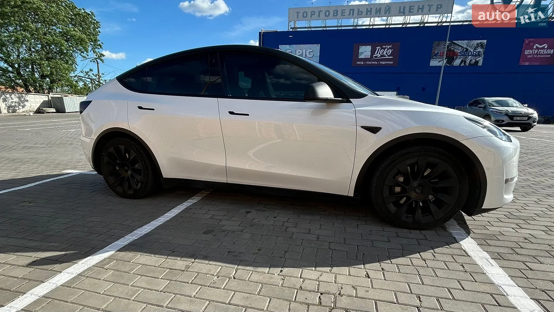 2022 Tesla Model Y - мініатюра 10