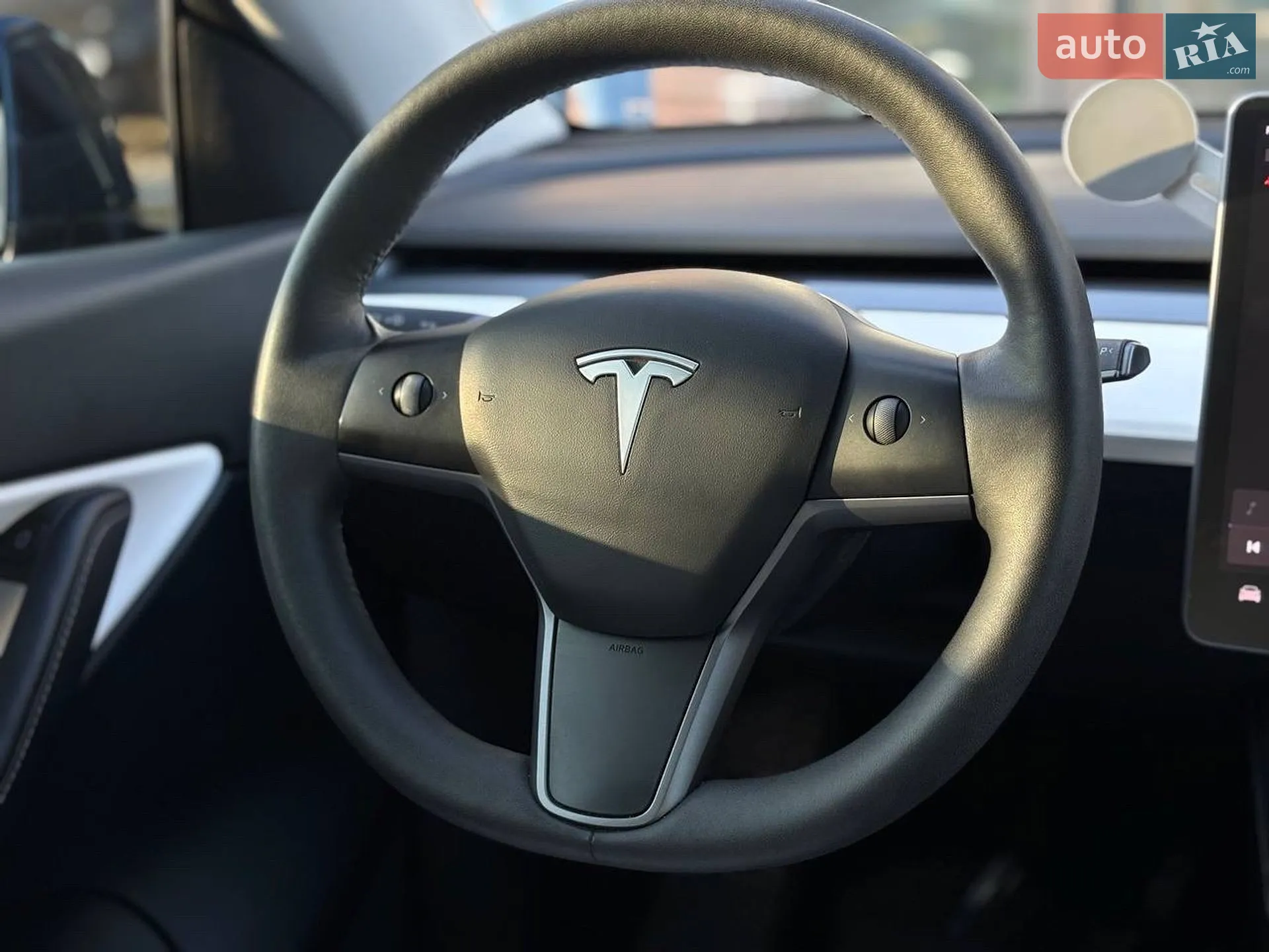 2021 Tesla Model Y - мініатюра 12