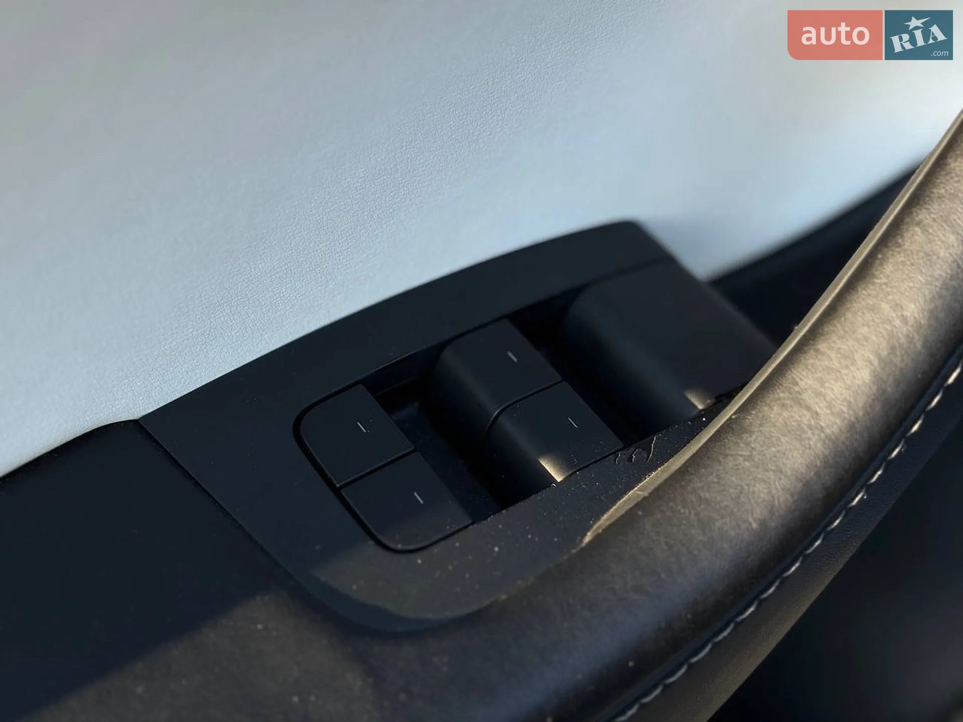 2021 Tesla Model Y - мініатюра 16