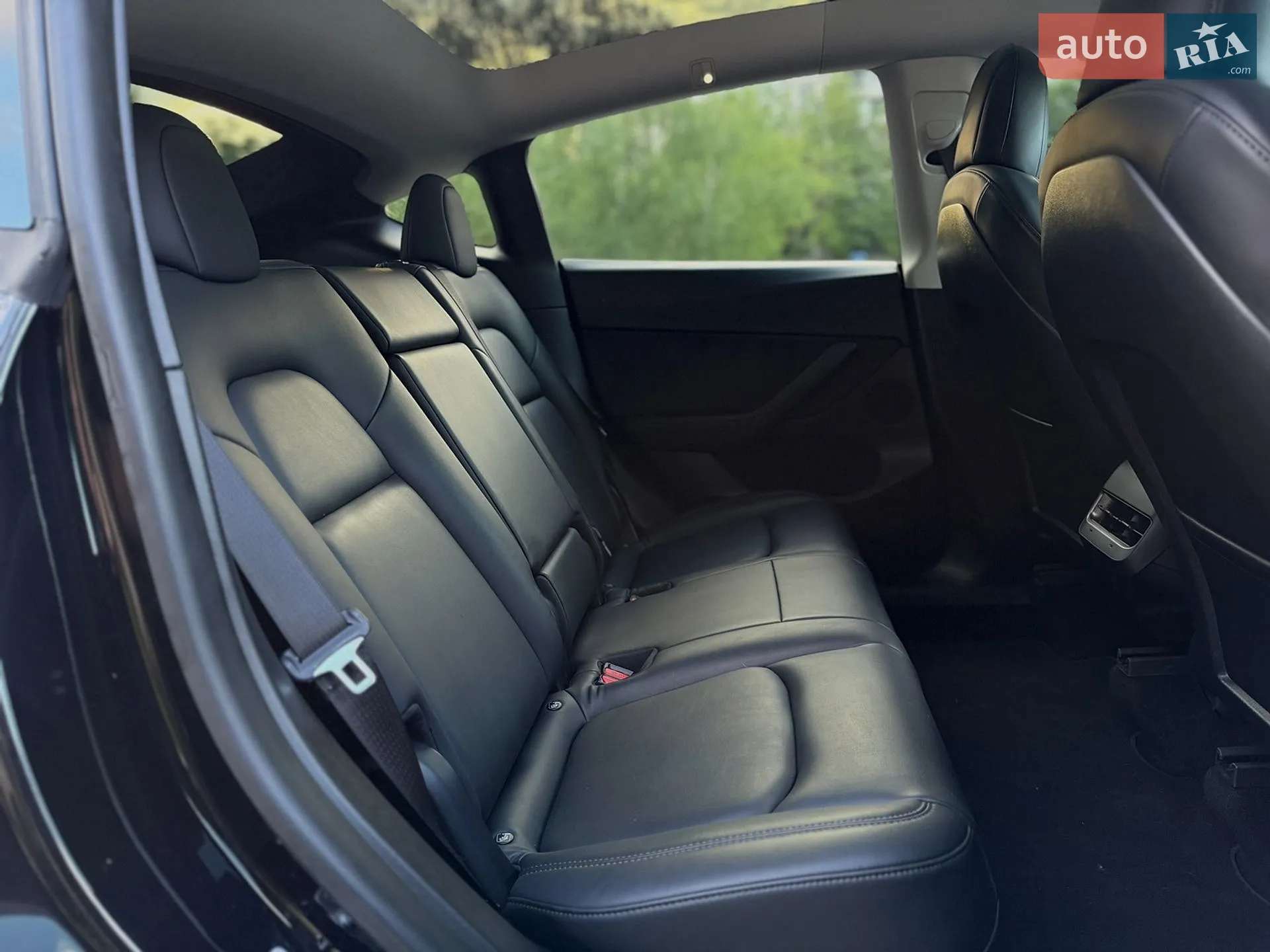 2021 Tesla Model Y - мініатюра 11