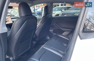 Позашляховик / Кросовер Tesla Model Y 2022 в Києві