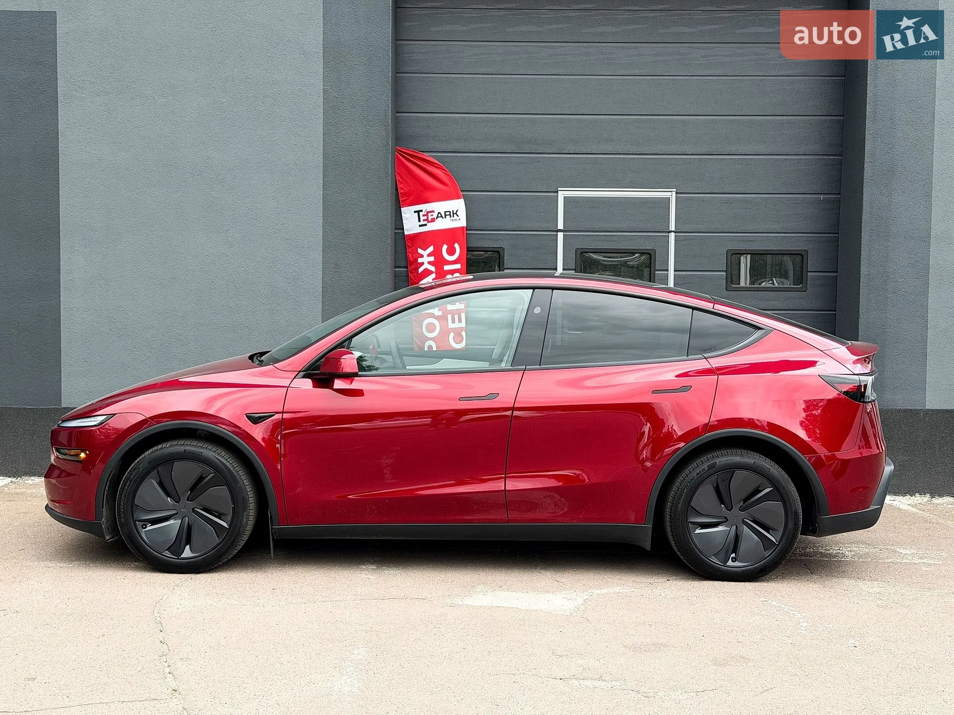 2025 Tesla Model Y - мініатюра 6