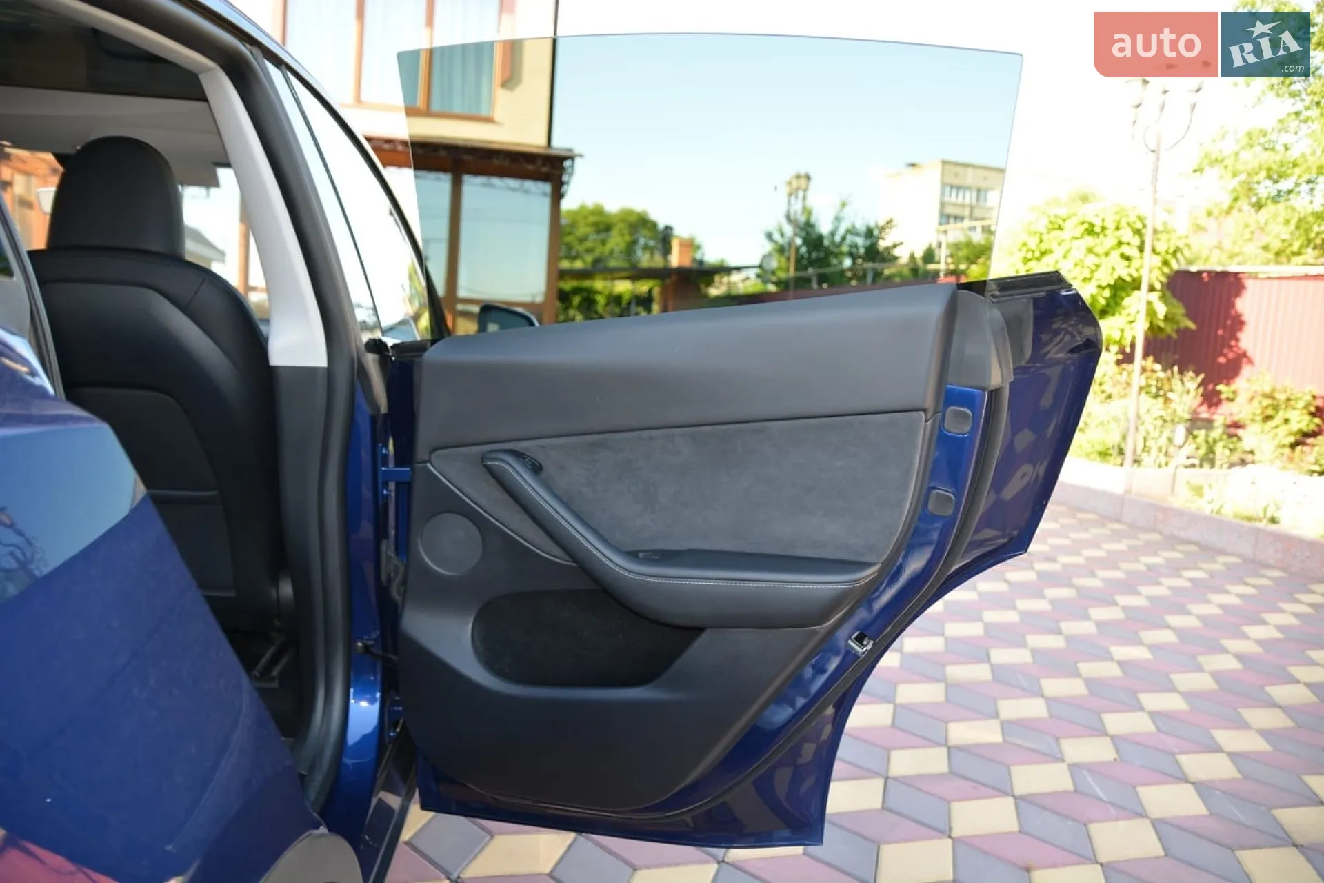 2023 Tesla Model Y - мініатюра 11