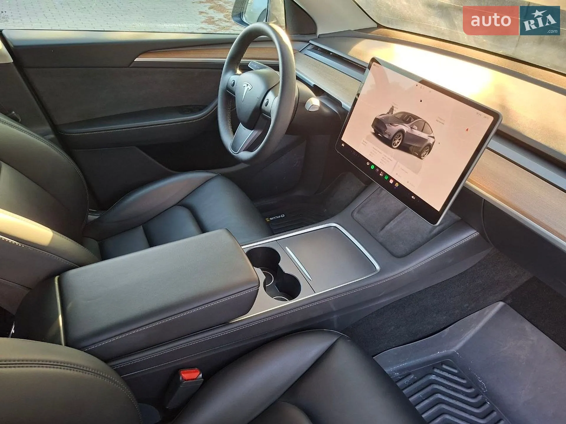2023 Tesla Model Y - мініатюра 14