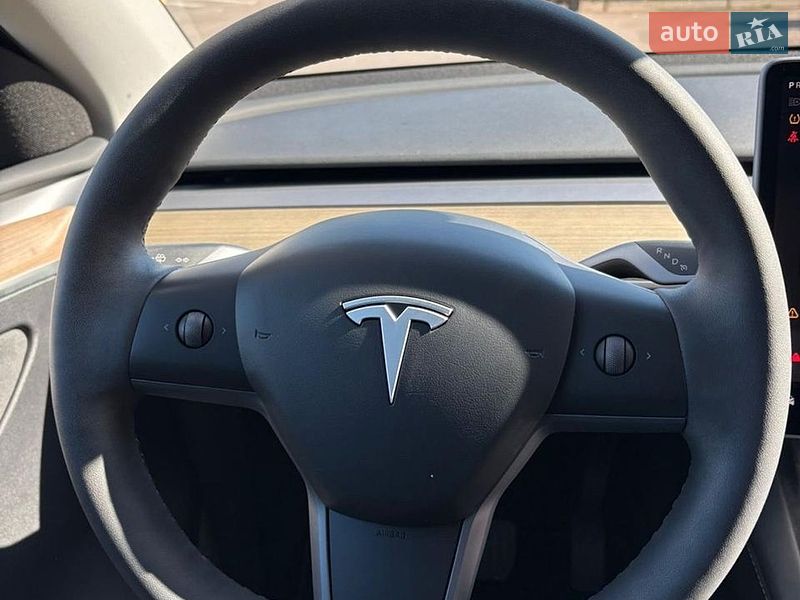 Позашляховик / Кросовер Tesla Model Y 2022 в Рівному