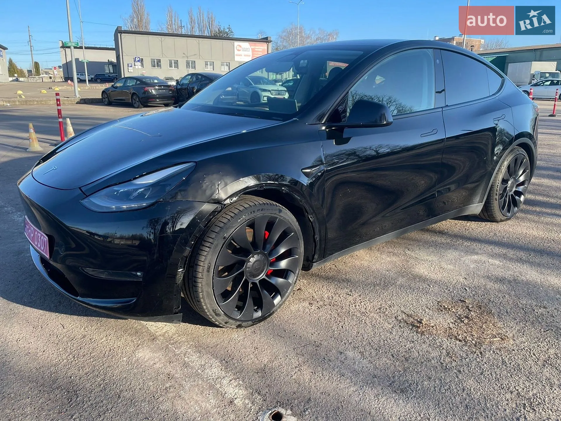 2024 Tesla Model Y - мініатюра 3