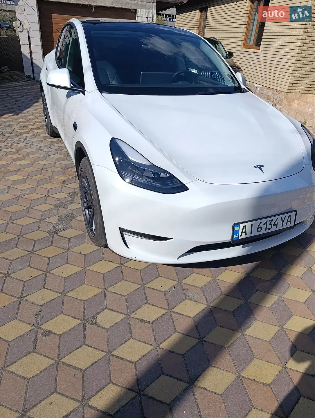 2025 Tesla Model Y - мініатюра 20
