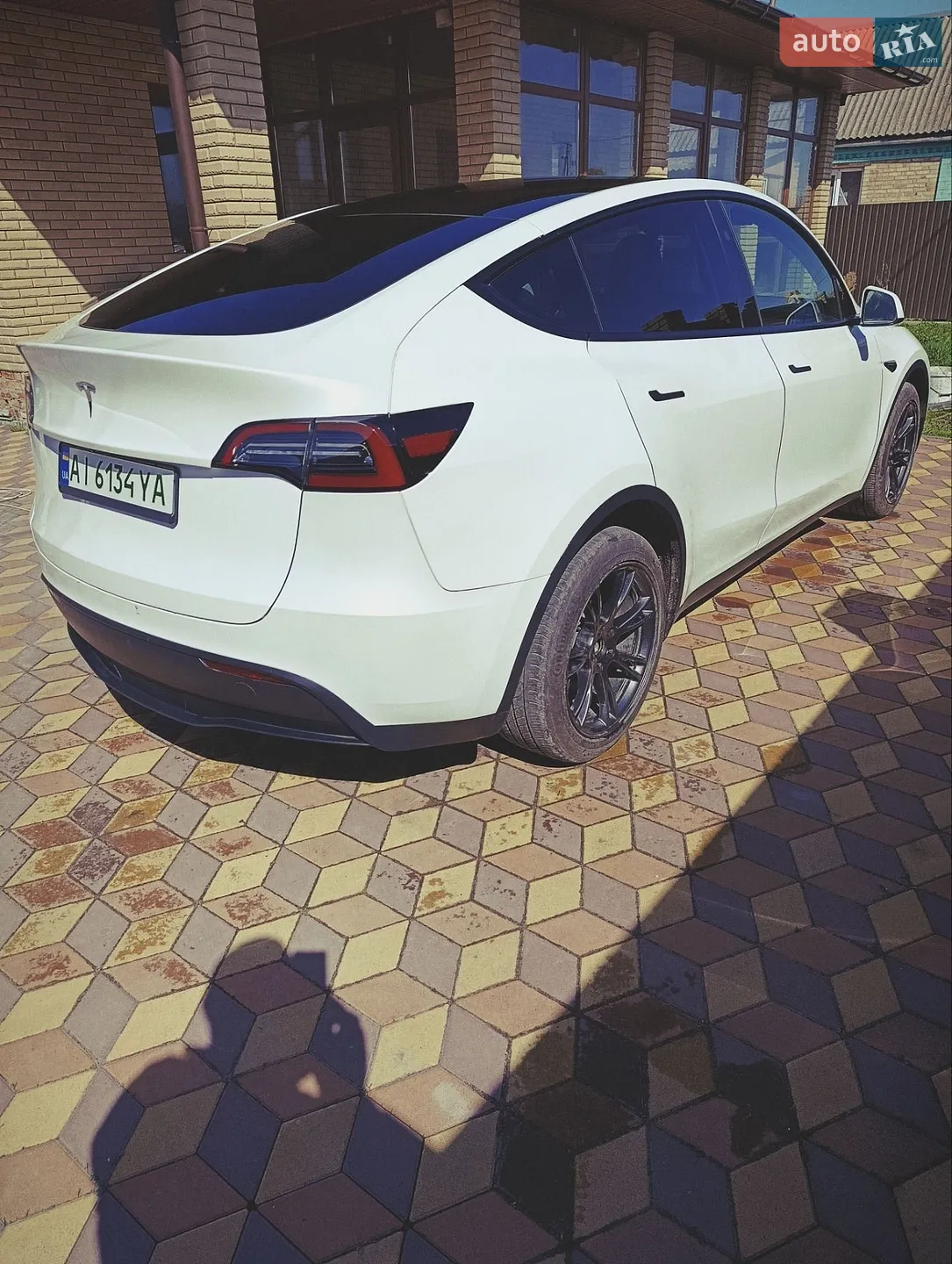 2025 Tesla Model Y - мініатюра 31