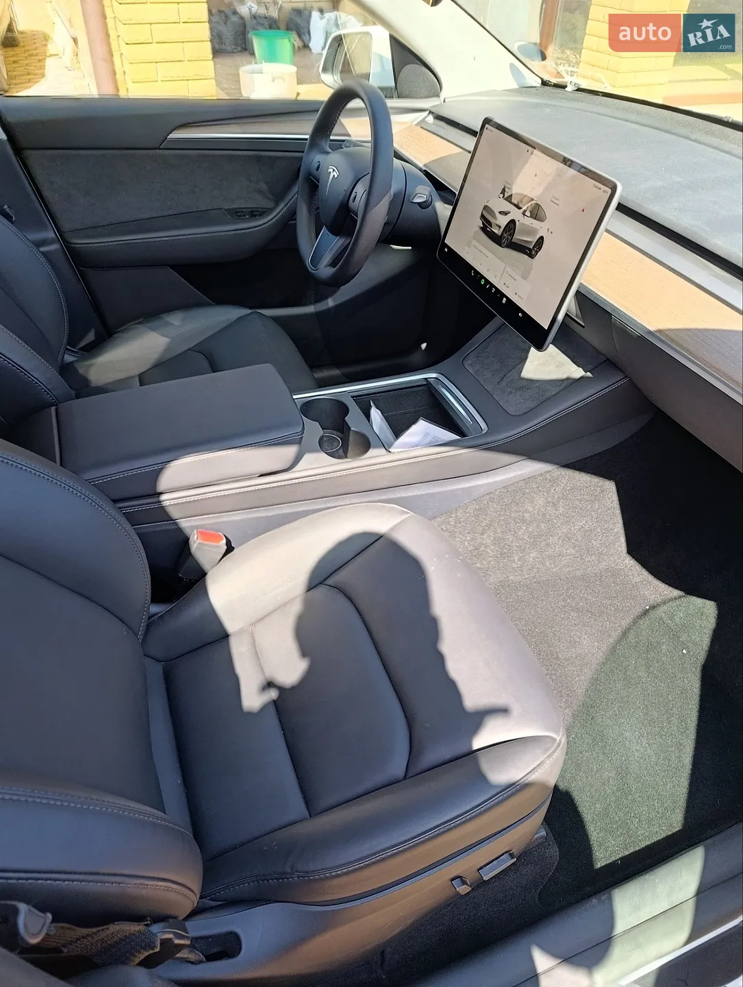 2025 Tesla Model Y - мініатюра 35