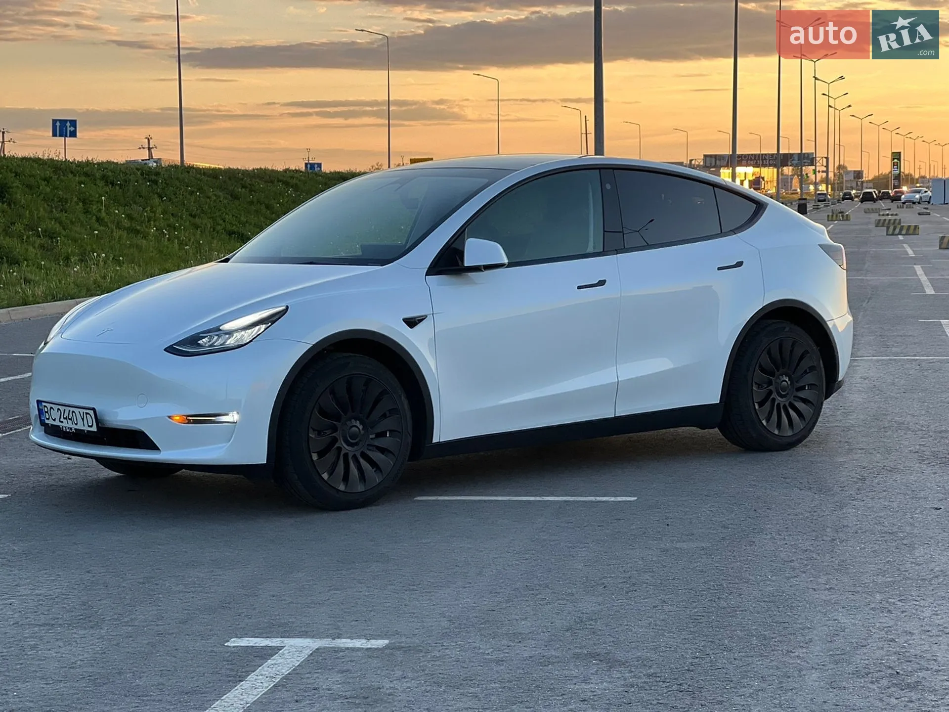 2023 Tesla Model Y - мініатюра 26