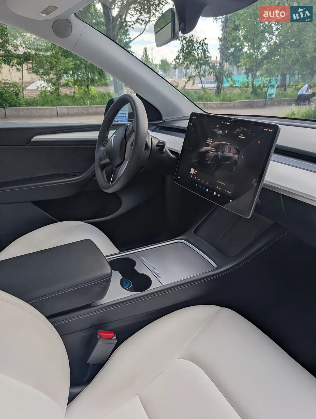 2024 Tesla Model Y - мініатюра 14