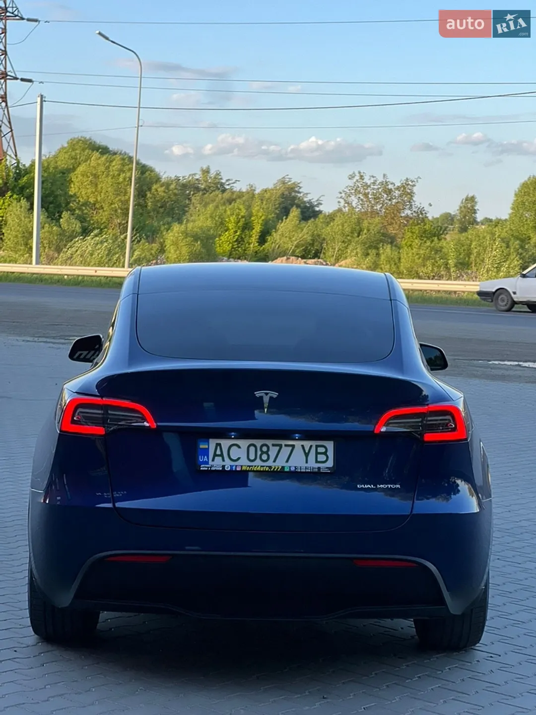 2023 Tesla Model Y - мініатюра 15