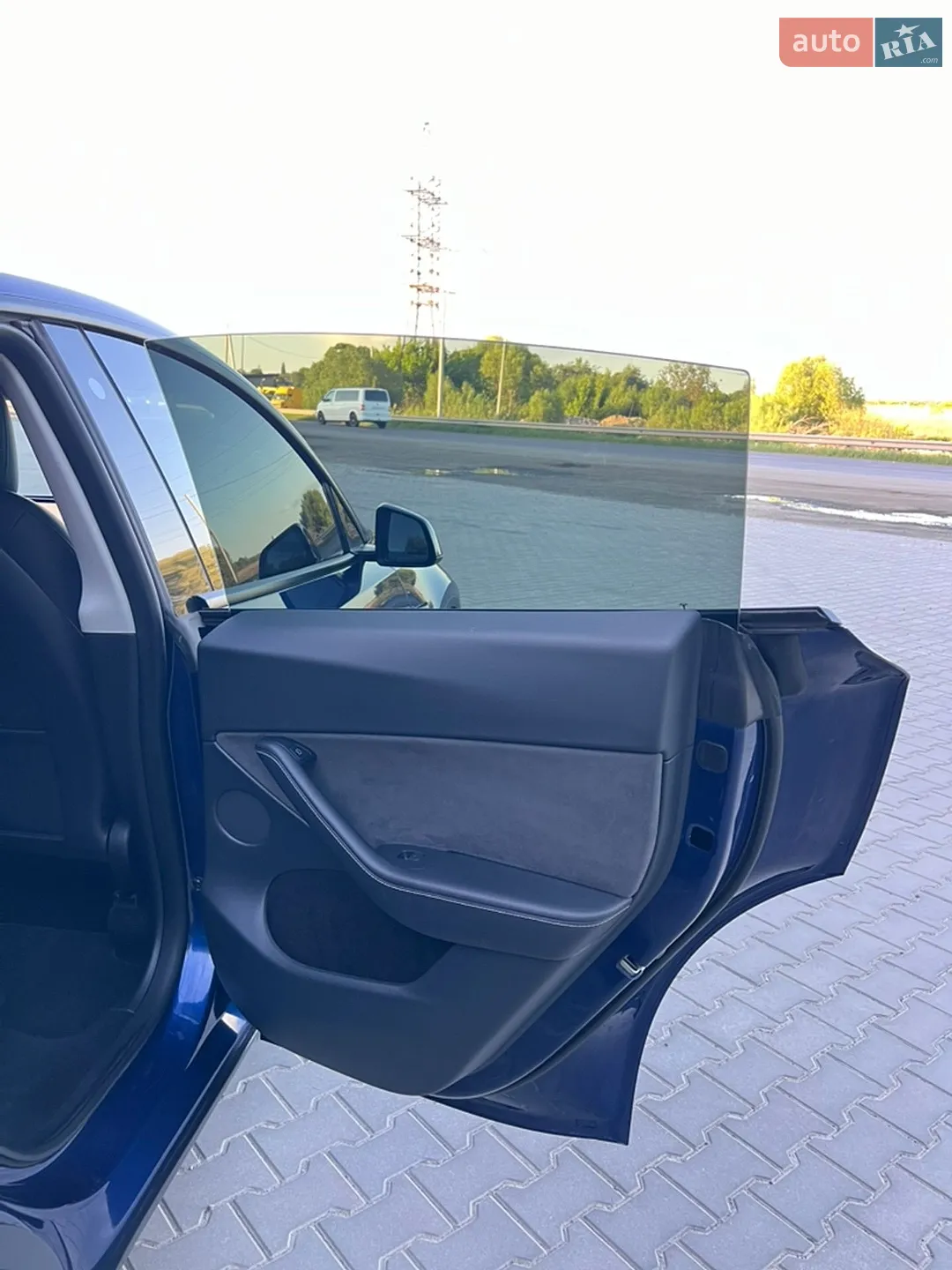 2023 Tesla Model Y - мініатюра 37