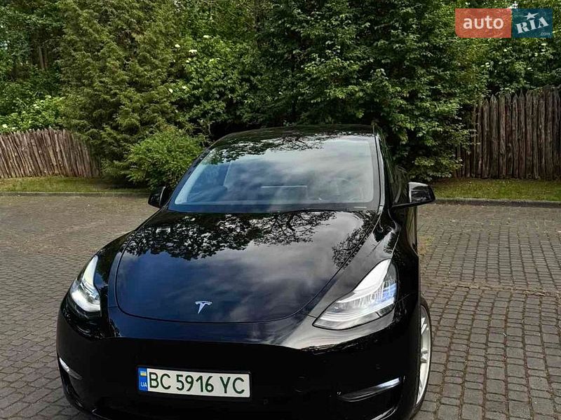 Внедорожник / Кроссовер Tesla Model Y 2021 в Львове