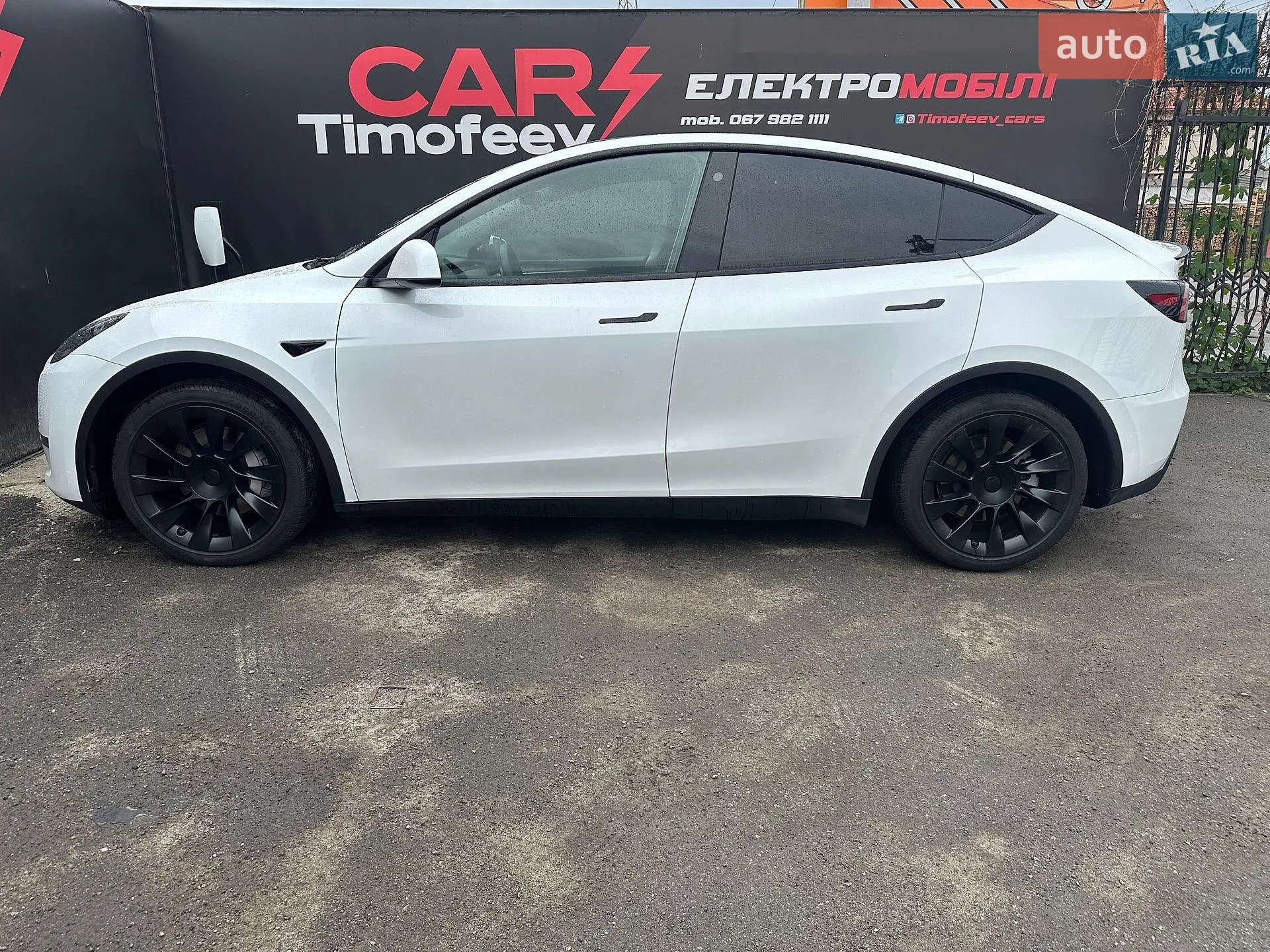 2023 Tesla Model Y - мініатюра 4