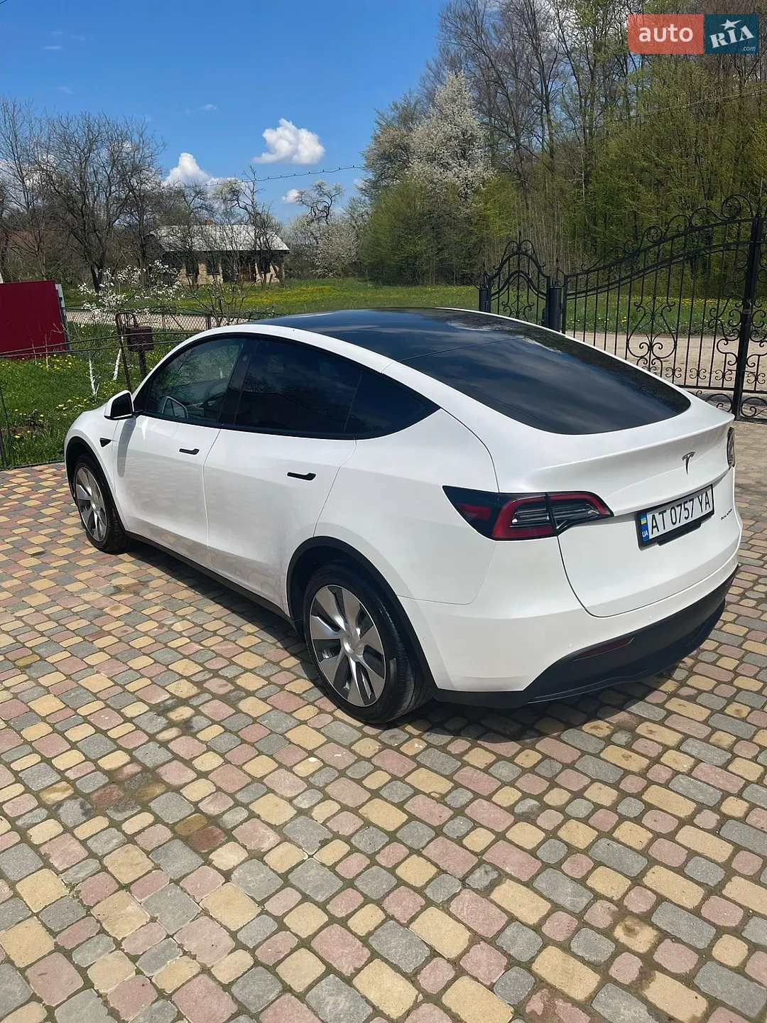 2021 Tesla Model Y - мініатюра 9