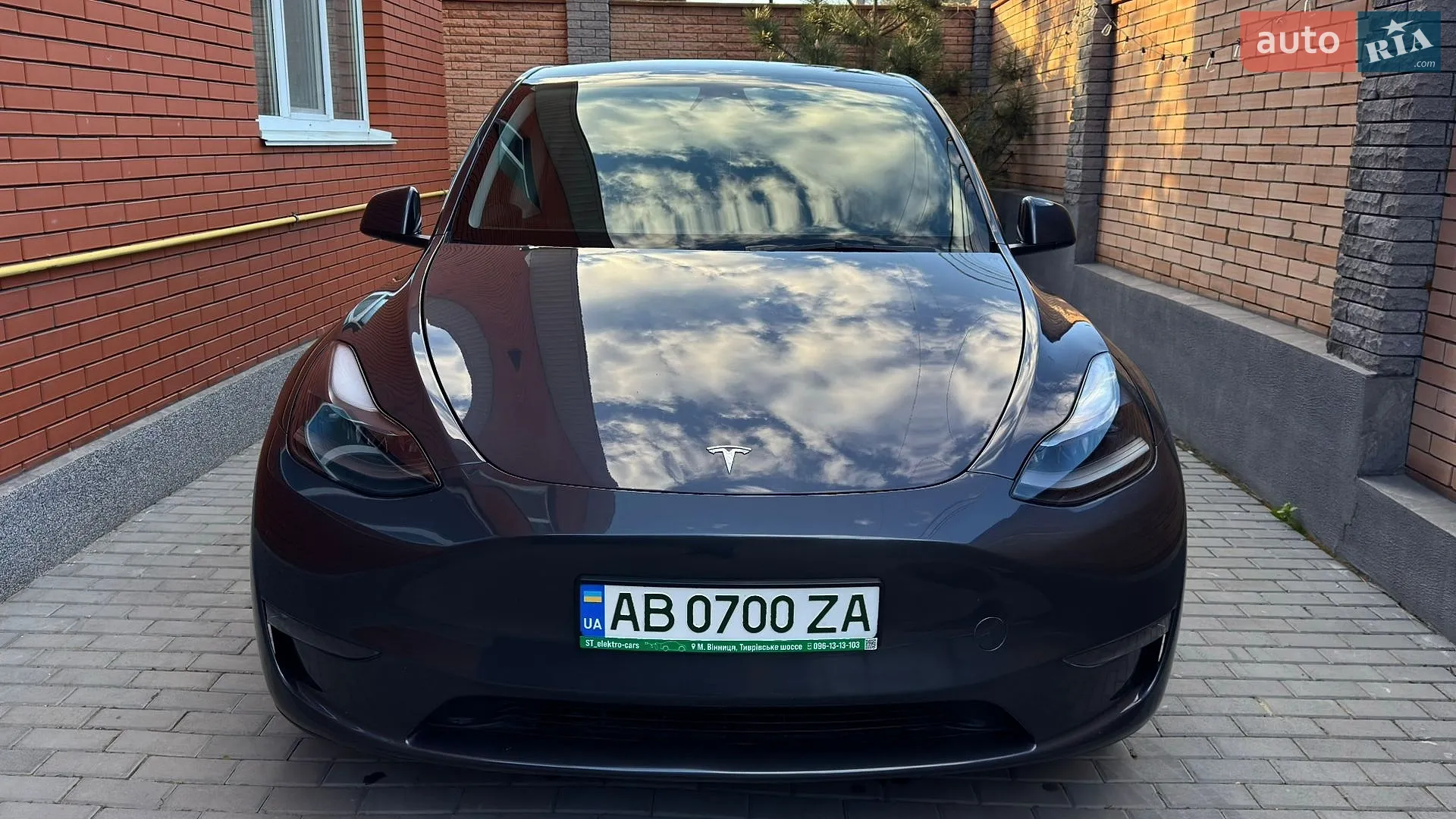 2023 Tesla Model Y - мініатюра 8