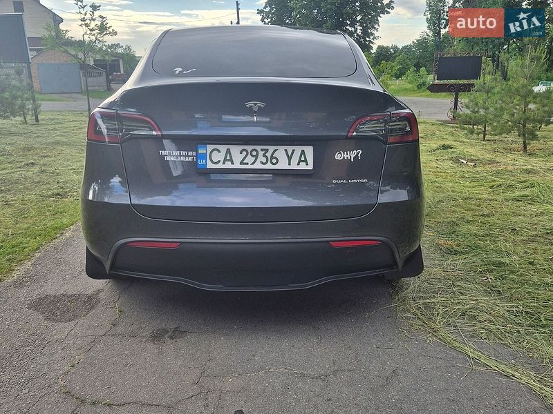 Внедорожник / Кроссовер Tesla Model Y 2023 в Звенигородке