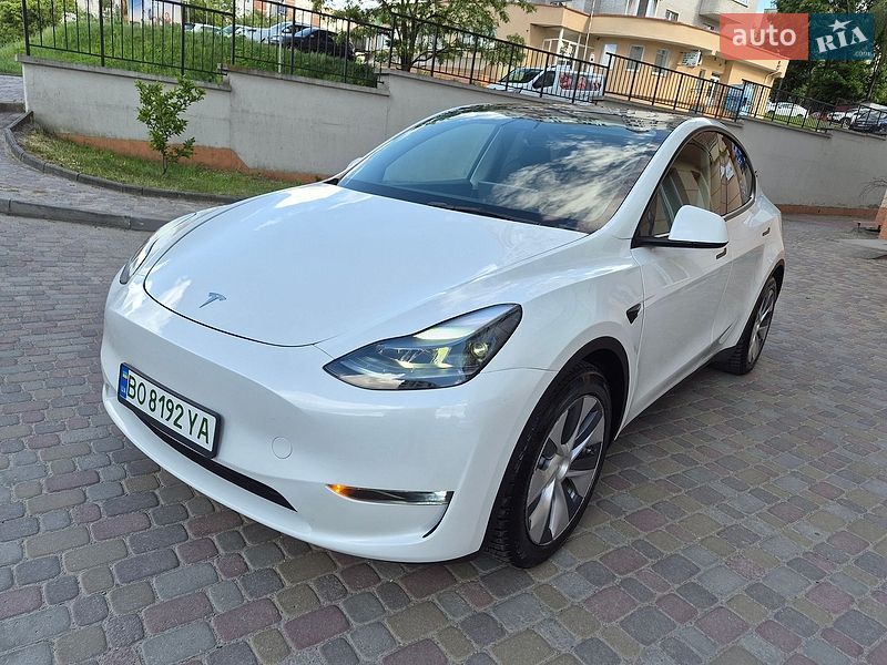 Позашляховик / Кросовер Tesla Model Y 2023 в Тернополі