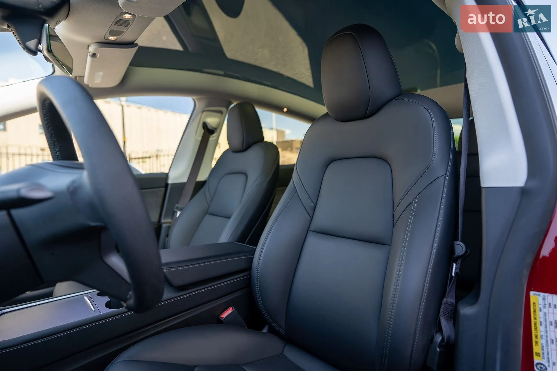 2024 Tesla Model Y - мініатюра 17