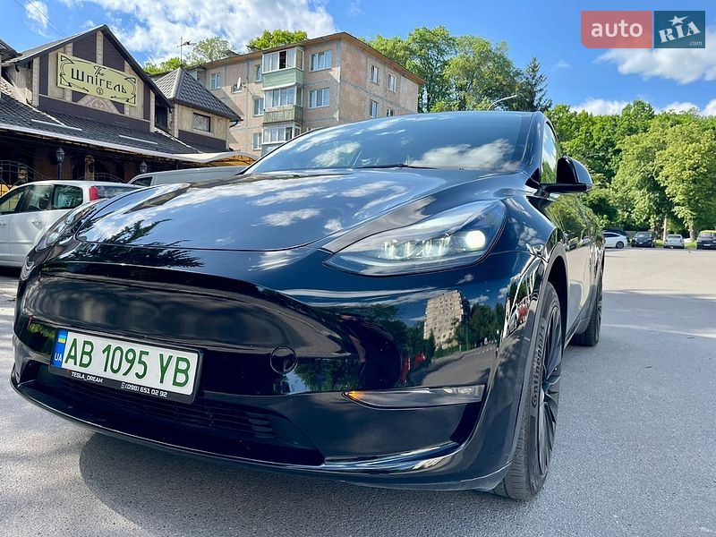 Внедорожник / Кроссовер Tesla Model Y 2023 в Виннице