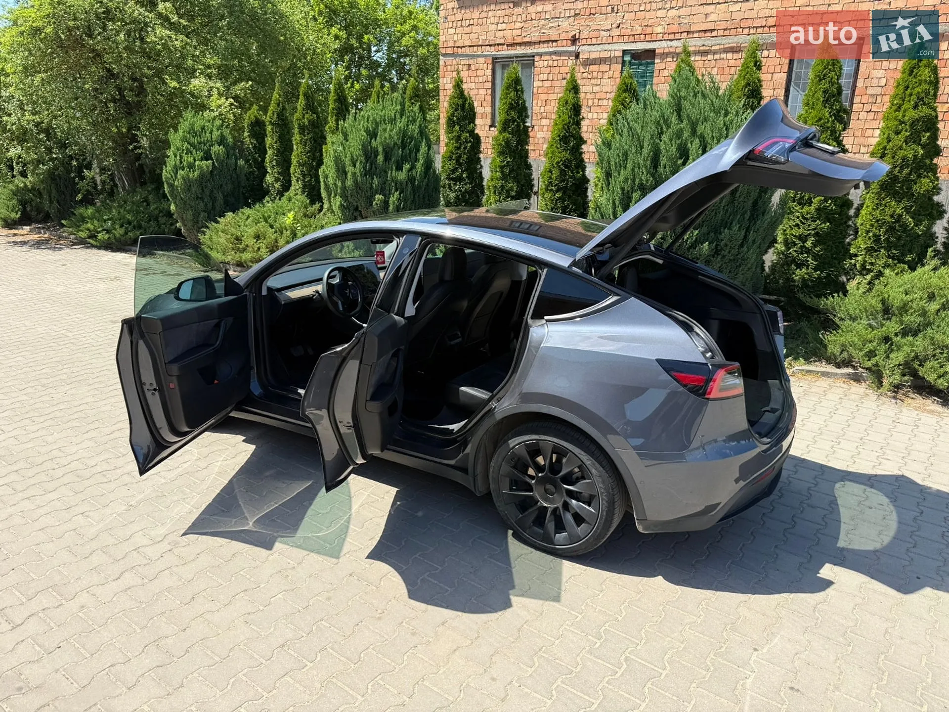2020 Tesla Model Y - мініатюра 12