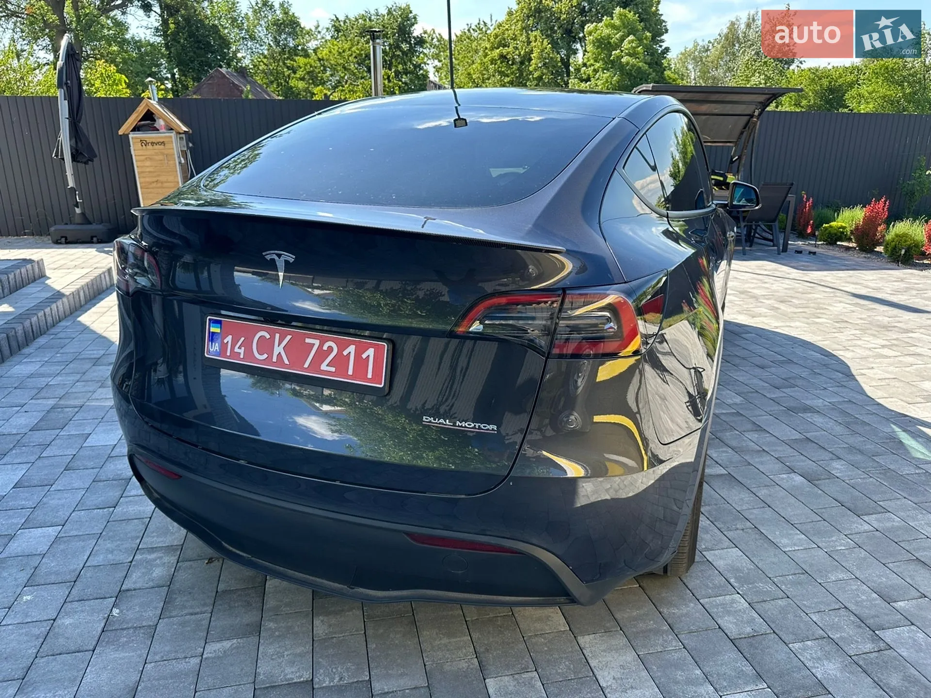 2024 Tesla Model Y - мініатюра 11