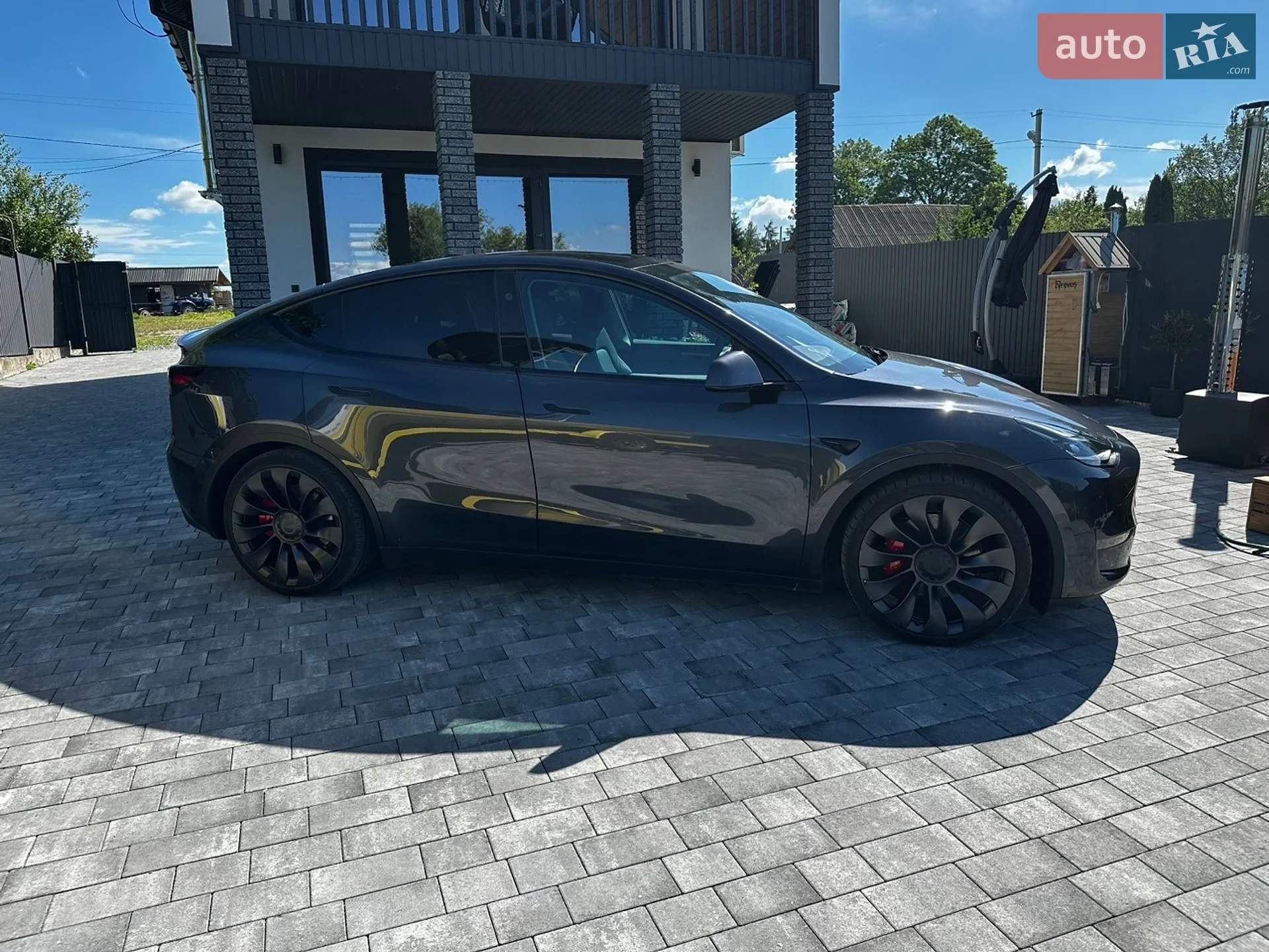 2024 Tesla Model Y - мініатюра 23